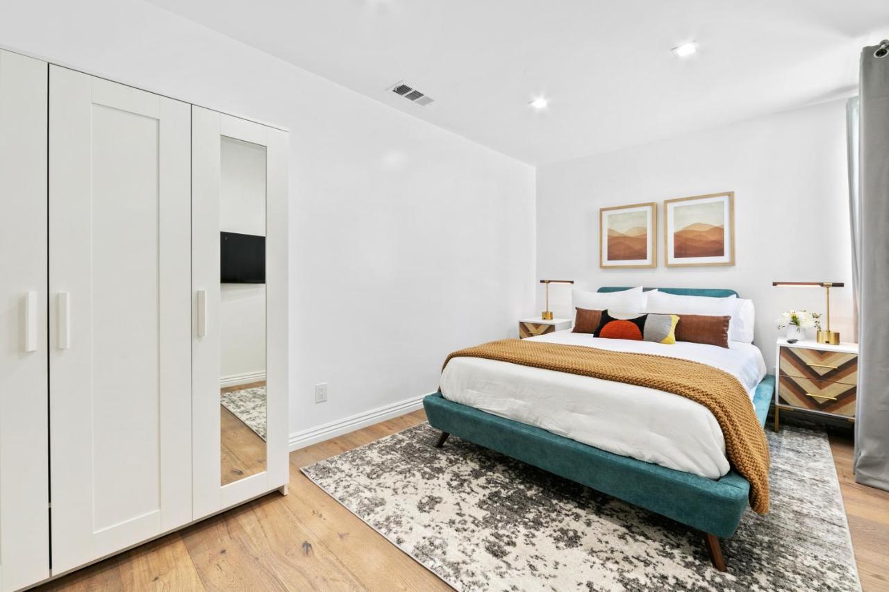 Studio City Contemporary Villa With Pool Sleeps 10 Los Angeles Bagian luar foto